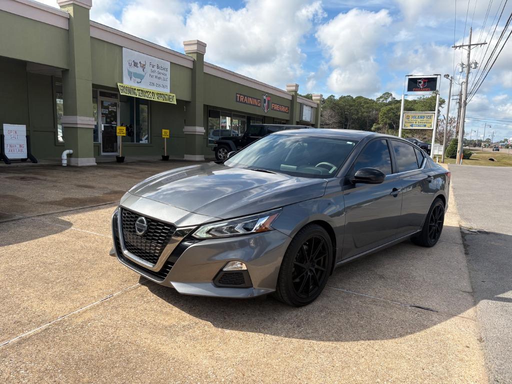 2019 Nissan Altima SR