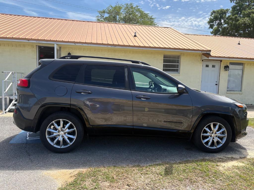 2018 Jeep Cherokee Tech Connect