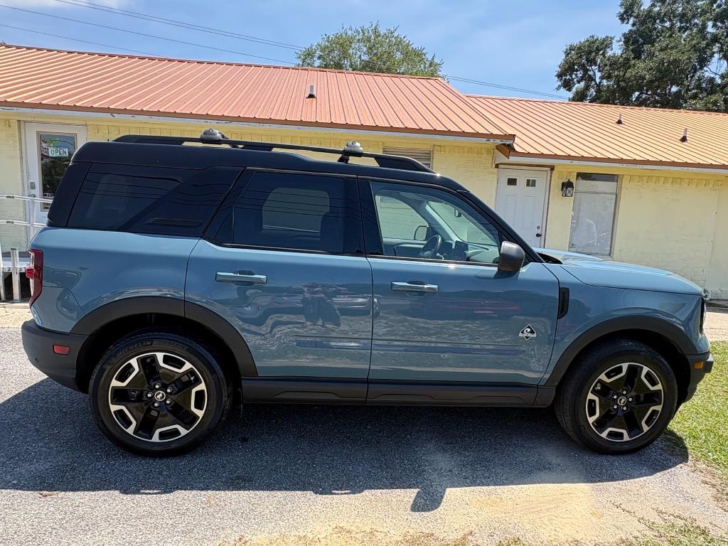 2021 Ford Bronco Sport Outer Banks 4X4's photo