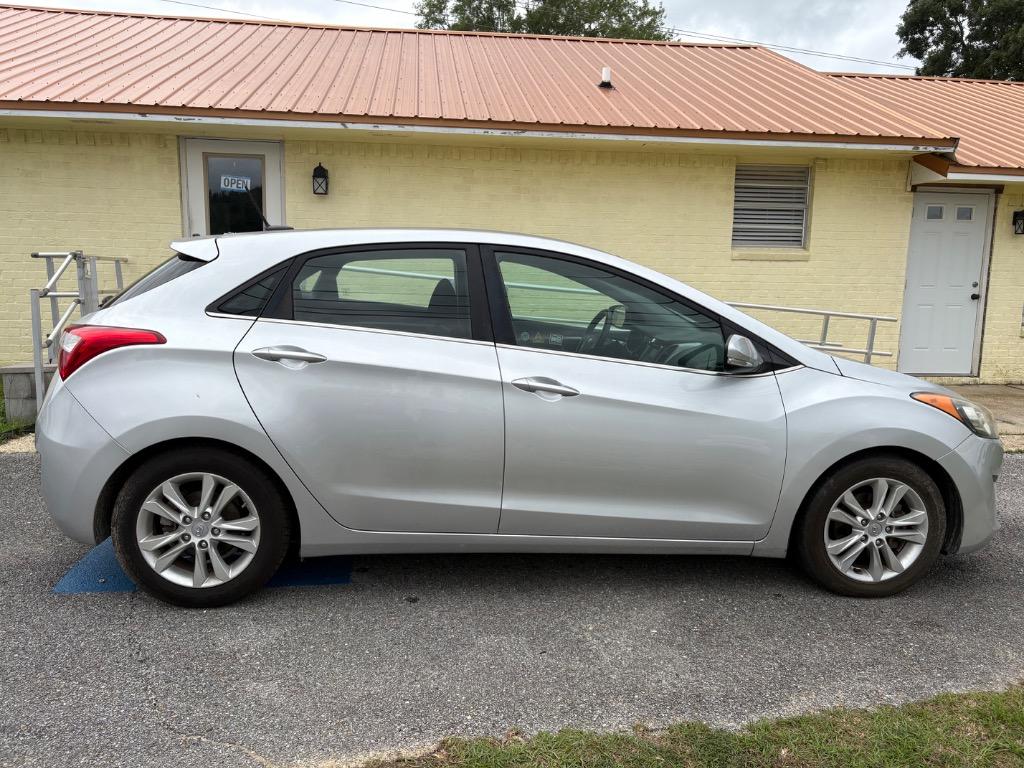 2015 Hyundai Elantra GT 2.0L 6-Speed A/T's photo