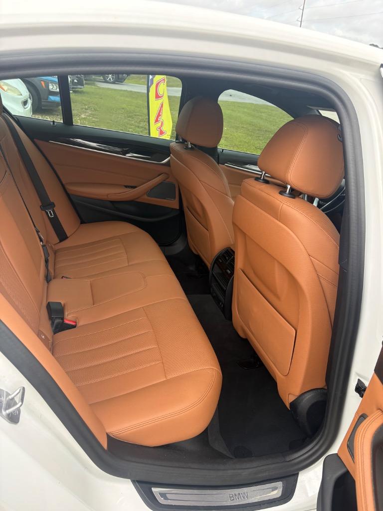 2023 BMW 5 Series 540i - Photo 15