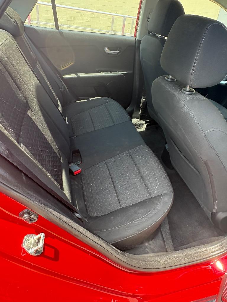2020 Kia RIO S - Photo 13