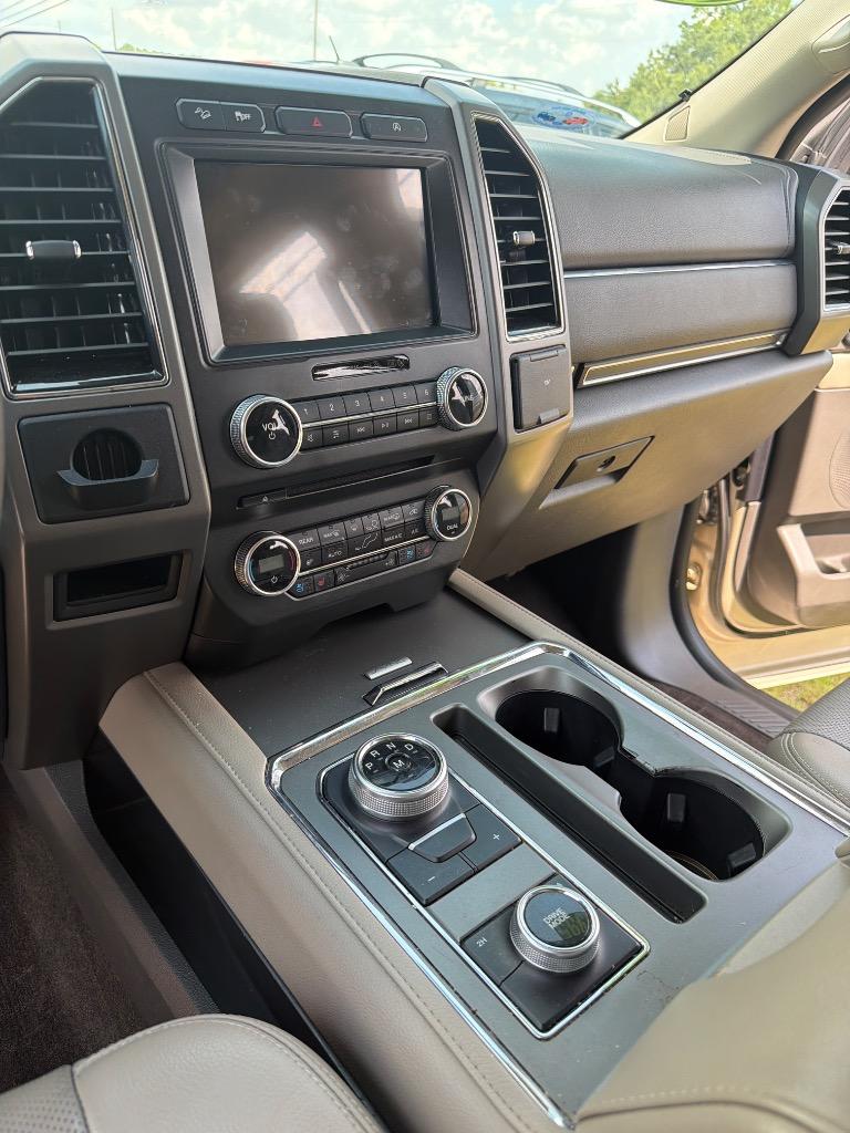 2018 Ford Expedition XLT - Photo 11