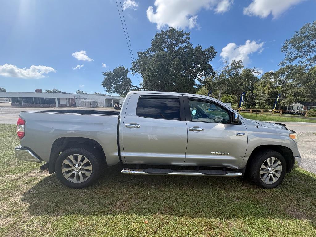 2017 Toyota Tundra